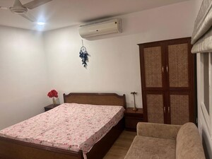 Bedroom in 1 RK Builder Floor at Defence Colony – for Rent