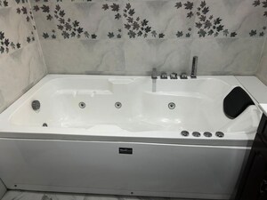 Bathroom in 1 RK Builder Floor at Defence Colony – for Rent