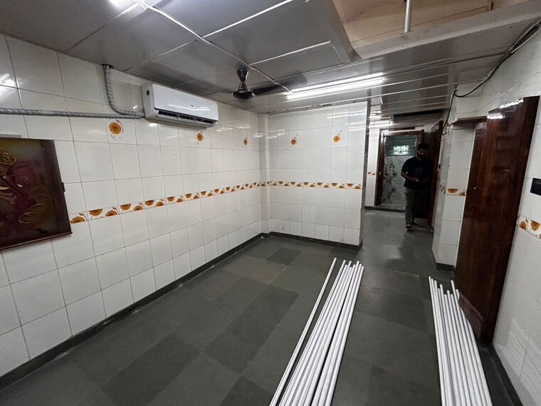 Kitchen, bhiku-building Commercial Office Space 300 Sq.Ft. In Prabhadevi Mumbai 10382921
