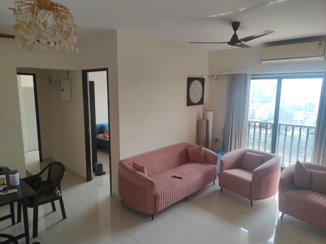 2 BHK + Pooja Room 672 Sq.Ft. Apartment in Chandak Stella