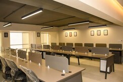 Office Space For Rent in Sahar Plaza