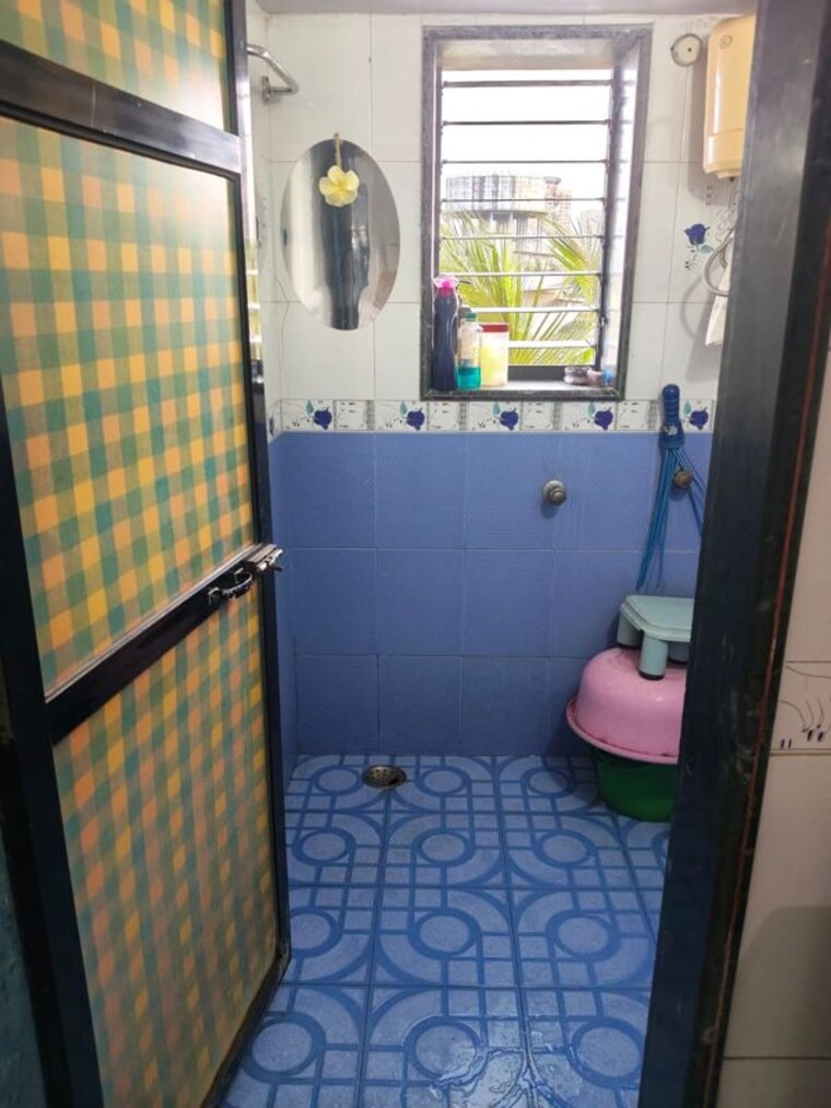 Bathroom, kamlesh-chs 1 Bedroom 450 Sq.Ft. Apartment In Kopri Thane 10382956