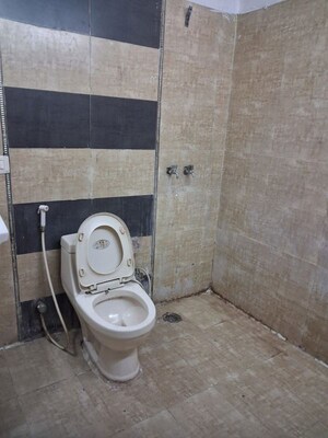 Bathroom in 2 BHK Apartment at Crossing Republik, Crossing Republic – for Sale