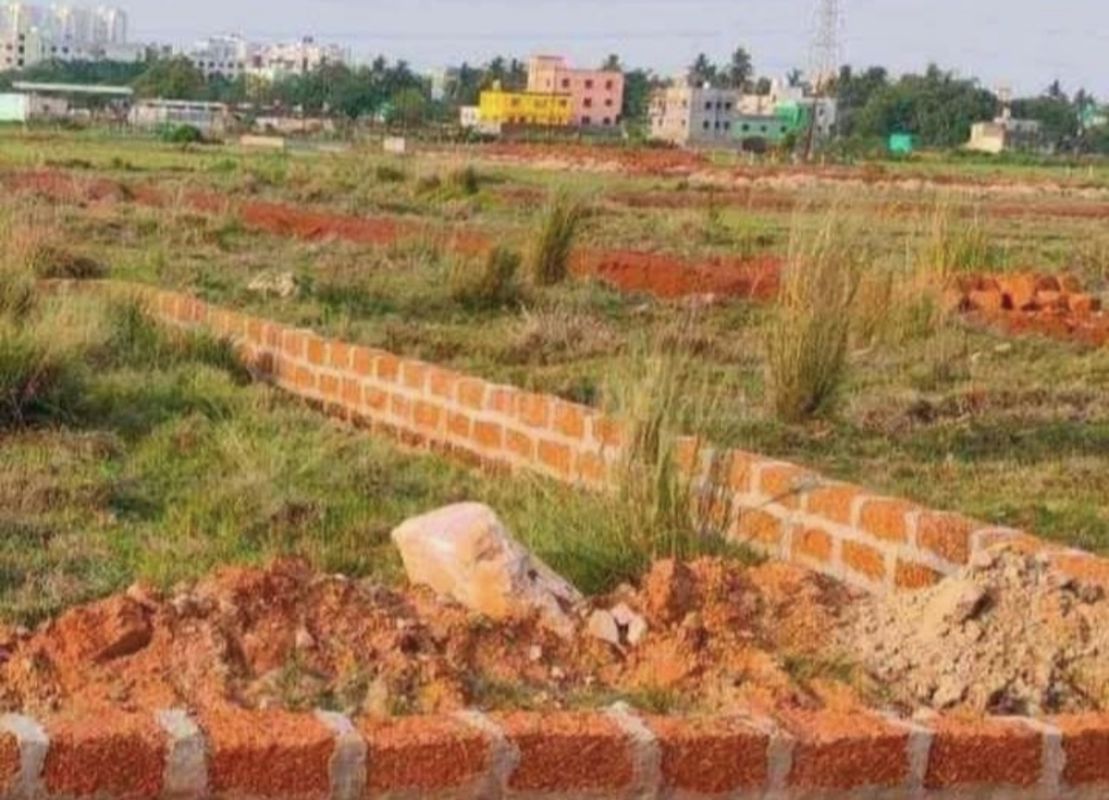 Plot For Sale in Patrapada
