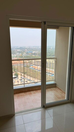 Room in 2 BHK Apartment at Sobha Dream Gardens, Thanisandra Main Road – for Sale