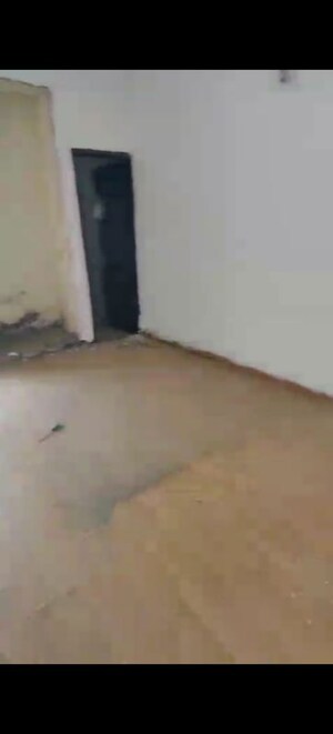 Room in 2.5 BHK Apartment at Jaipuria Sunrise Greens, Ahinsa Khand 1 – for Sale