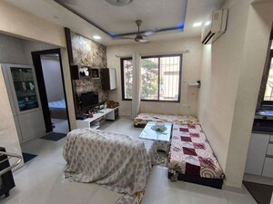 Bedroom in 1 BHK Apartment at Lalani Grandeur, Goregaon East – for Rent