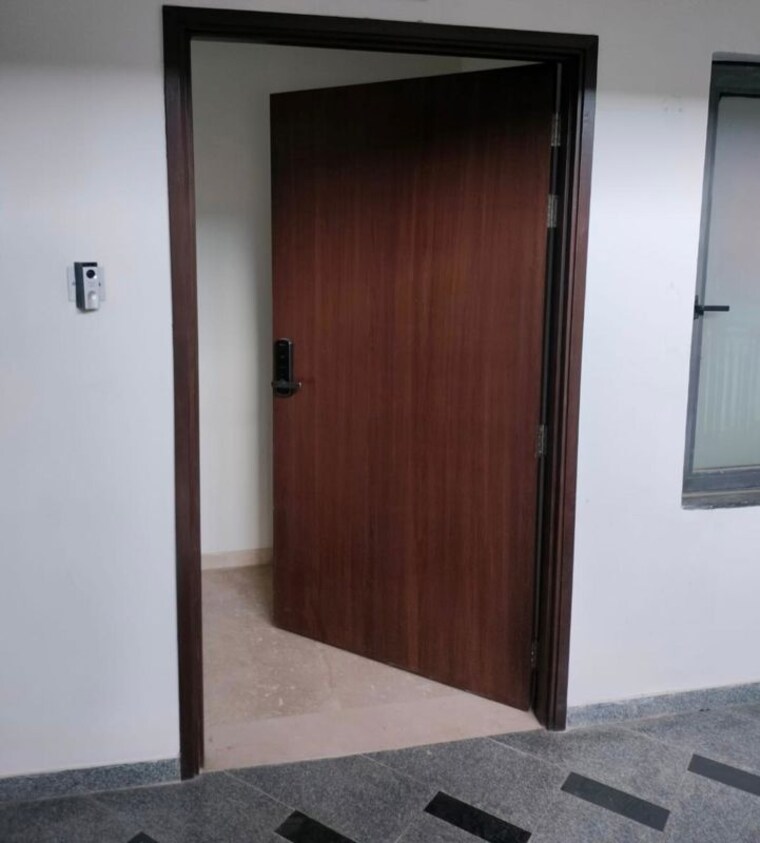 Entrance, birla-navya 3.5 Bedroom 1900 Sq.Ft. Builder Floor In Sector 63a Gurgaon 10371354
