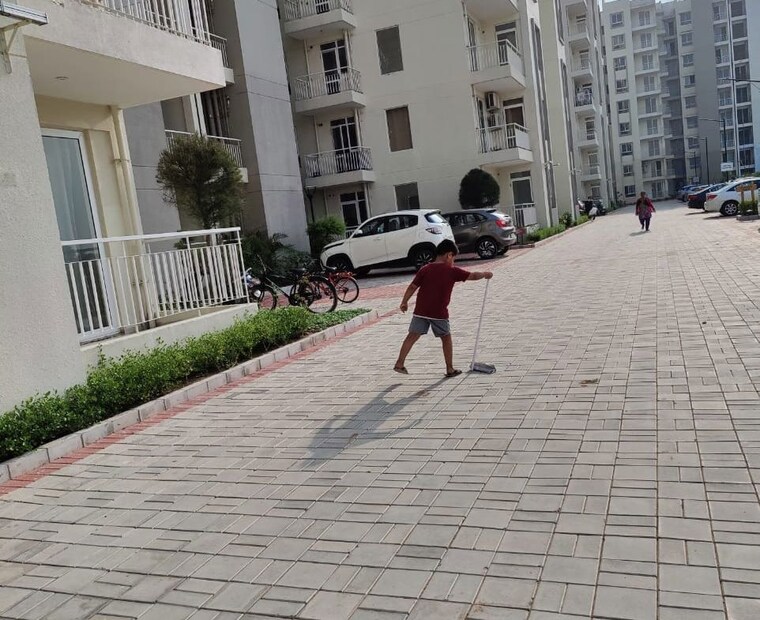 Balcony, sushma-joynest-moh 2 Bedroom 900 Sq.Ft. Apartment In Bir Chhat Chandigarh 10383083