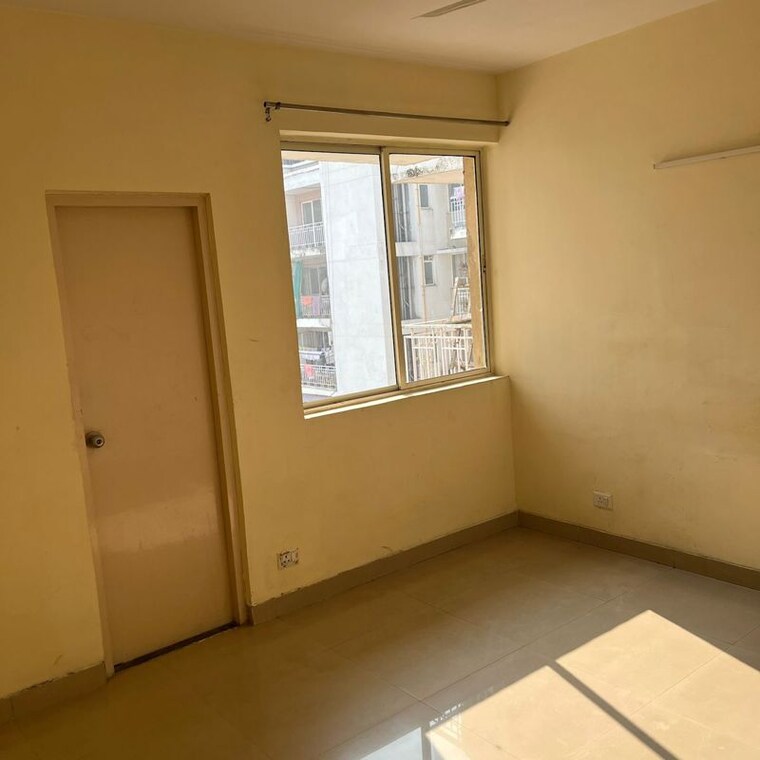 Room, satguru-apartments-faridabad 3.5 Bedroom 1578 Sq.Ft. Apartment In Sector 65 Faridabad 10383103
