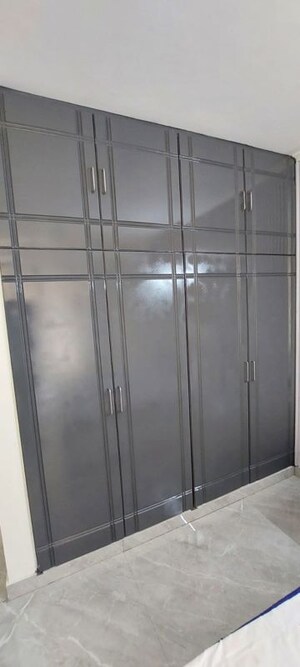 Building Lobby in 4 BHK Apartment at Vip Road – for Rent