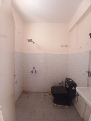 Bathroom in 2 BHK Apartment at Ninex RMG Residency, Sector 37c – for Rent