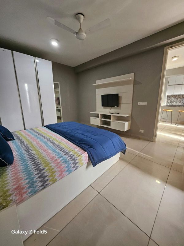 3 BHK + Basement 1621 Sq.Ft. Apartment in Smart World Orchard