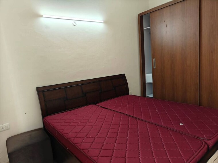 Bedroom, sushma-joynest-moh 3 Bedroom 1300 Sq.Ft. Apartment In Bir Chhat Chandigarh 10383131
