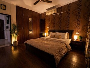Bedroom in 3 BHK Apartment at Vip Road – for Rent