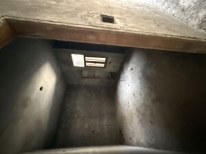 Room in 6 BHK Independent House at Sainik Colony – for Sale