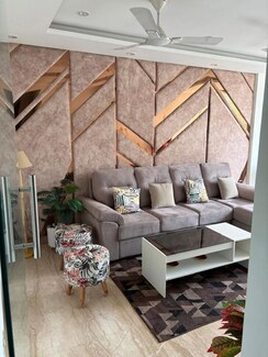 3 BHK + Pooja Room Builder Floor For Sale in BPTP Amstoria