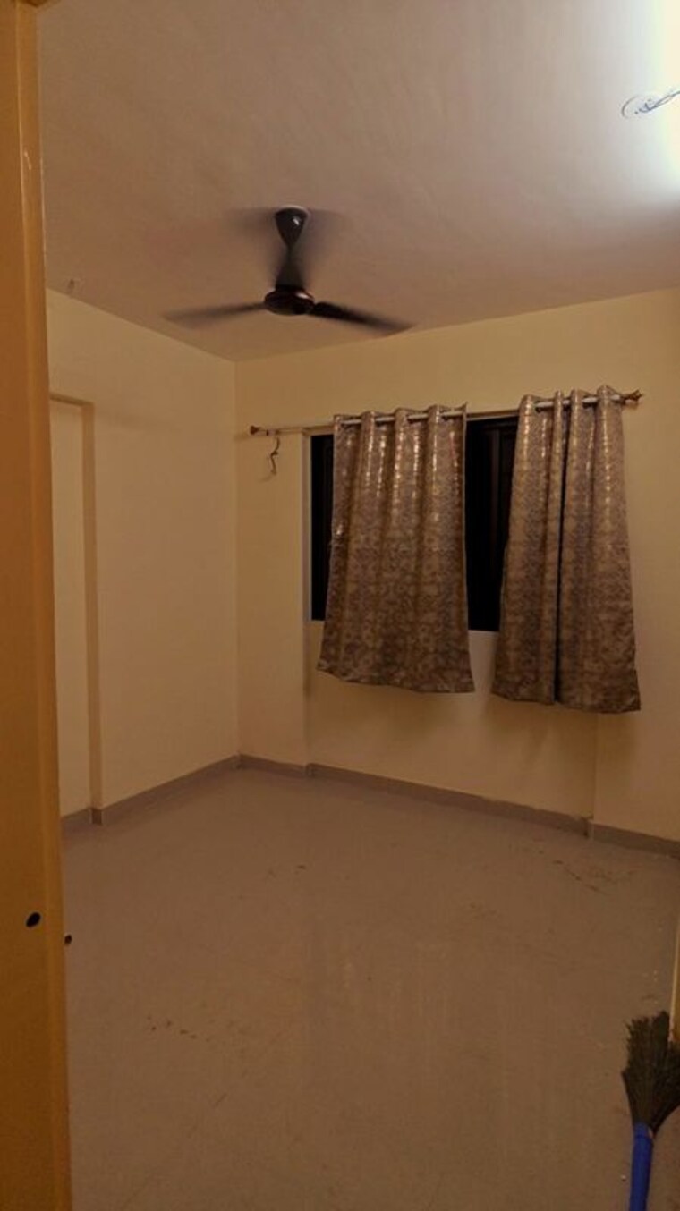 Room, oberoi-mall 2 Bedroom 500 Sq.Ft. Apartment In Goregaon East Mumbai 10383234