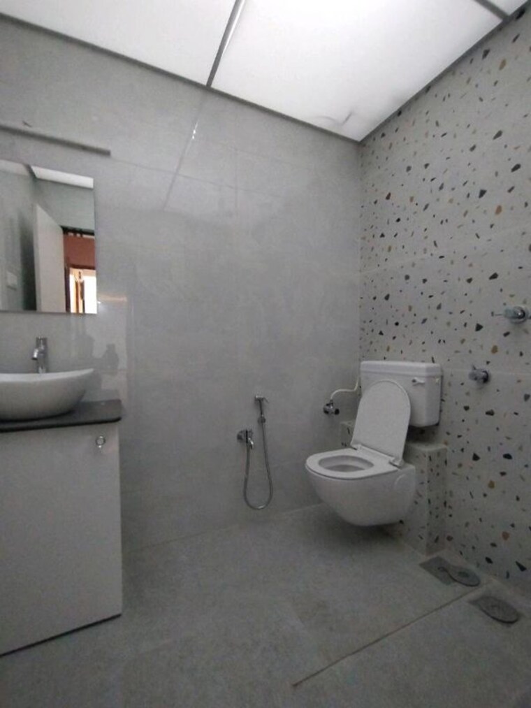 Attached Bathroom, the-blue-diamond 2 Bedroom 800 Sq.Ft. Apartment In Mulund West Mumbai 10383220