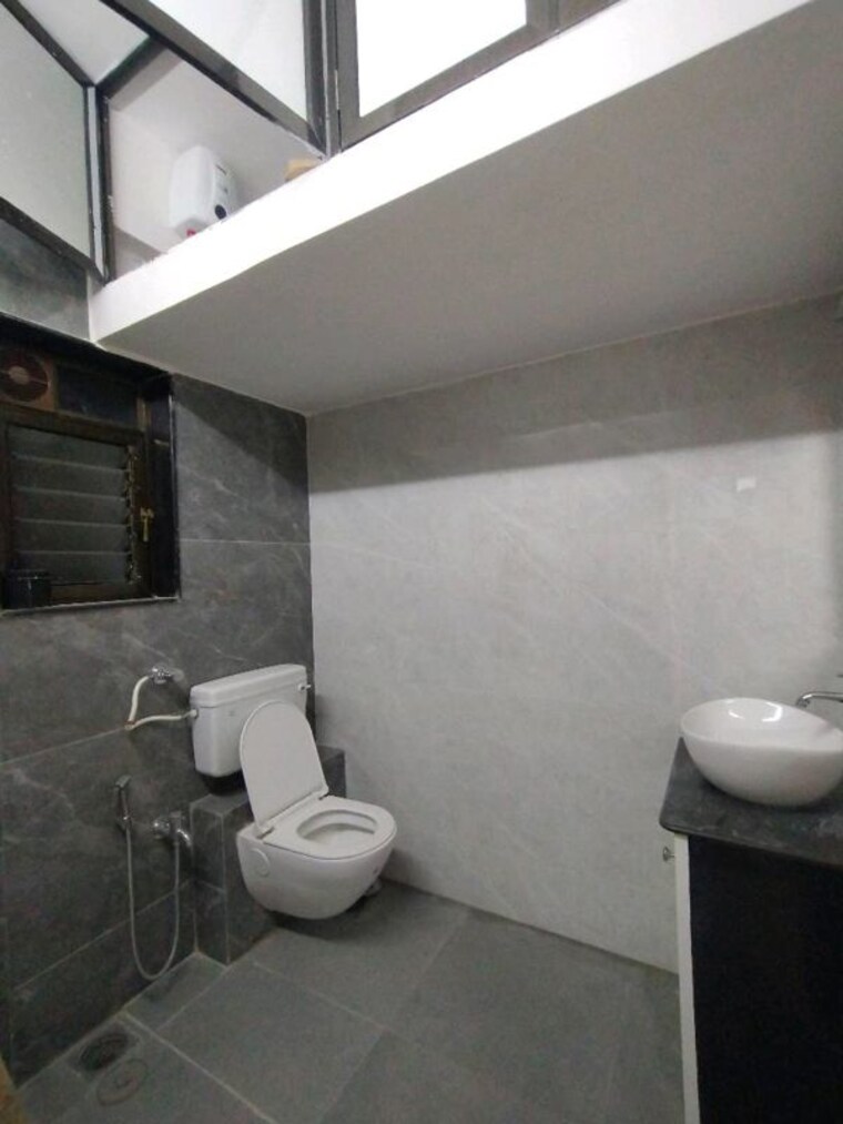 Bathroom, the-blue-diamond 2 Bedroom 800 Sq.Ft. Apartment In Mulund West Mumbai 10383220