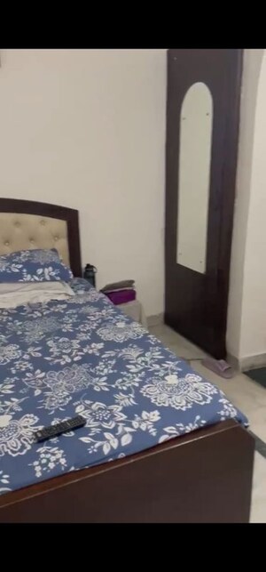 Bedroom in 2 BHK Builder Floor at Asha Park – for Rent