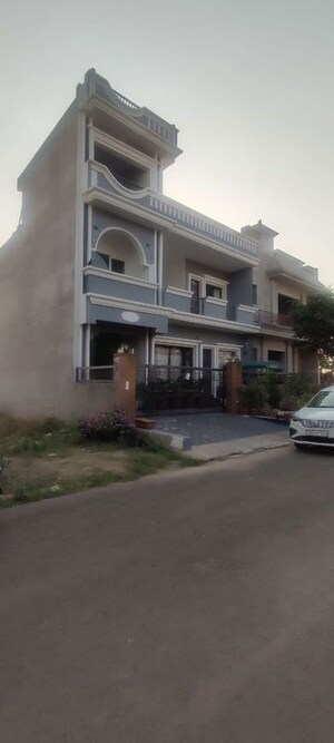3.5 BHK Independent House – Exterior View View at DLF Hyde Park, South Mullanpur - for Rent
