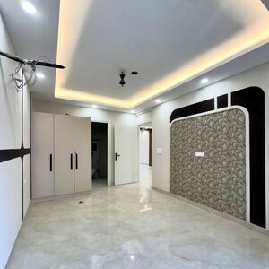 Room in 3 BHK Builder Floor at New Industrial Township 3 – for Sale