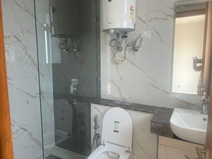 Bathroom in 3 BHK Apartment at M3M Heights, Sector 65 – for Sale