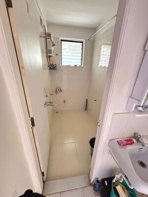 Bathroom in 3 BHK Builder Floor at Rahul Towers, Kothrud – for Rent
