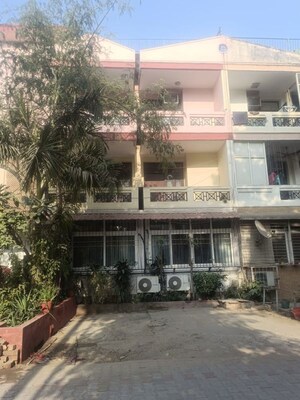 4 BHK Builder Floor – Exterior View View at Ardee City, Sector 52 - for Rent