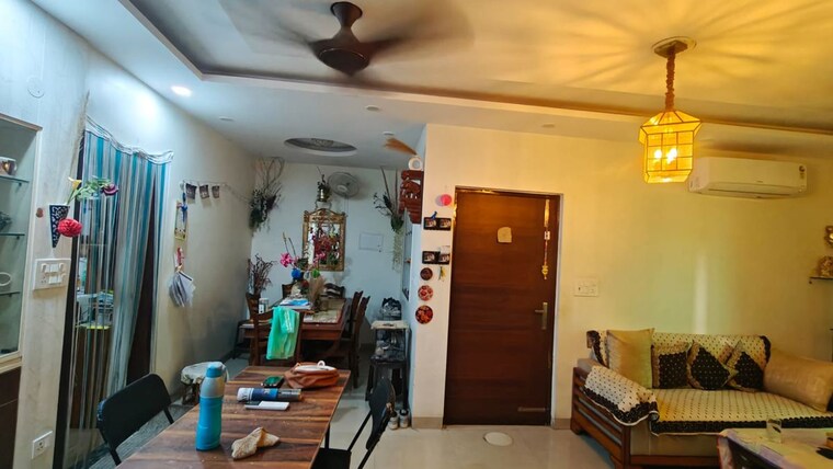 Living Room, bptp-discovery-park 3 Bedroom 1200 Sq.Ft. Apartment In Sector 80 Faridabad 10383316