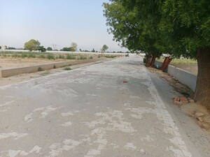   Plot at Gwalior Road – for Sale