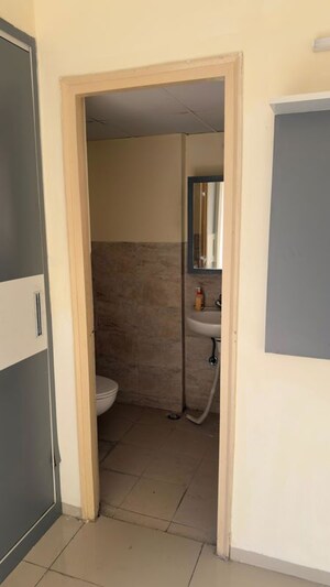 2 BHK Apartment For Rent in Wave City, Wave City
