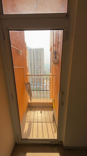Balcony in 2 BHK Apartment at Wave City, Wave City – for Rent
