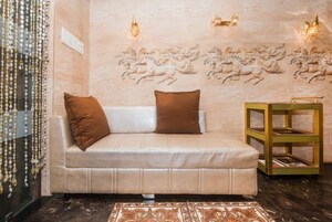 Living Room in  Showroom at Colaba – for Rent