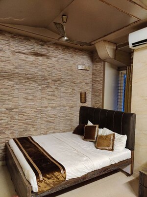 Bedroom in  Showroom at Colaba – for Rent