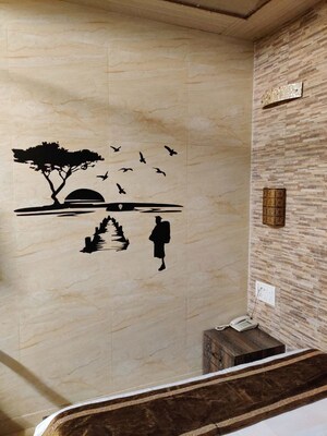 Team Area in  Showroom at Colaba – for Rent