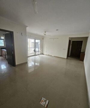 Room in 2 BHK Apartment at Purva Palm Beach, Hennur Road – for Rent