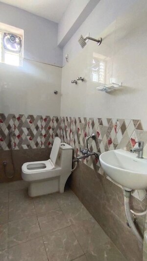 Bathroom in 1 BHK Builder Floor at Begumpet – for Rent