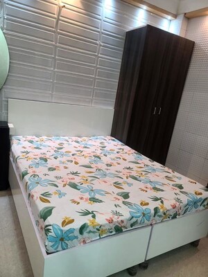 Bedroom in 2 BHK Builder Floor at Jawahar Nagar – for Sale