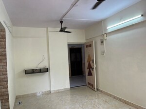 Room in 1 BHK Apartment at Shah Complex 3, Sanpada – for Rent