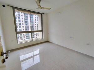 Room in 2 BHK Apartment at Hiranandani Estate, Ghodbunder Road – for Rent