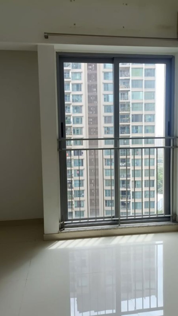 Room, kalpataru-the-sunrise 2 Bedroom 530 Sq.Ft. Apartment In Kolshet Road Thane 10383408