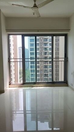 2 BHK Apartment For Rent in Kalpataru The Sunrise
