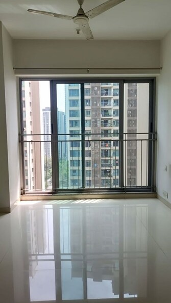 2 BHK 530 Sq.Ft. Apartment in Kalpataru The Sunrise