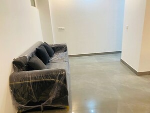 Staircase in 2 BHK Builder Floor at Sector 46 – for Rent