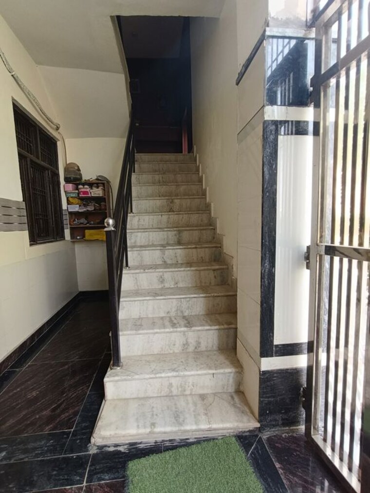 undefined, chaitanya vihar 2 Bedroom 950 Sq.Ft. Builder Floor In Chaitanya Vihar Vrindavan 10383498