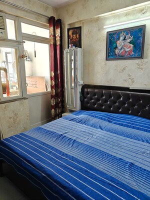 Bedroom in 2 BHK Apartment at Stellar Mi Citihomes, Omicron Iii Greater Noida – for Rent