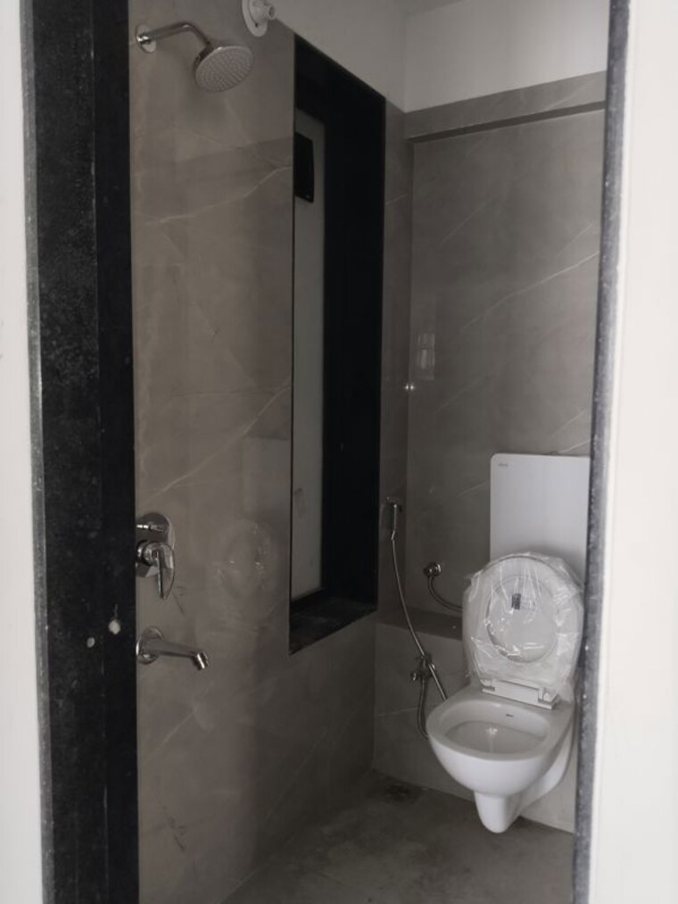 Bathroom, sandesh nagar 1 Bedroom 400 Sq.Ft. Apartment In Sandesh Nagar Mumbai 10383560