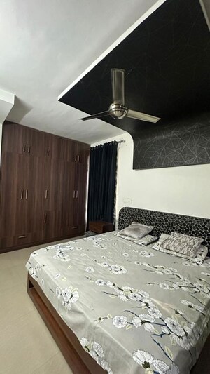 Bedroom in 3 BHK Apartment at Preet Colony – for Rent